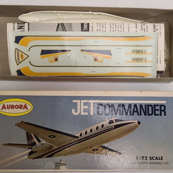 Very Rare - Aurora 1/72 Scale Jet Commander Model kit!! - Picture 7 of 9